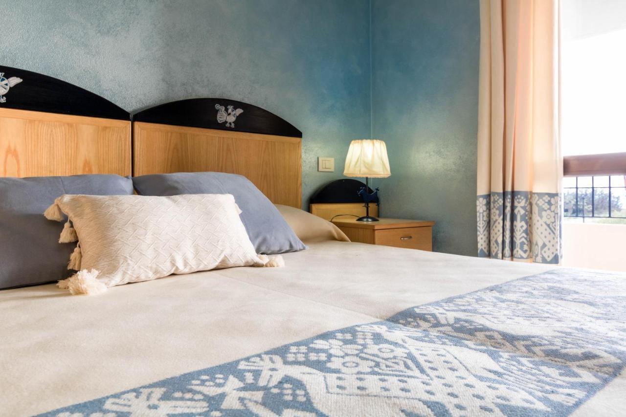 Hotel Villa Del Mare Solanas Solanas  Eksteriør bilde